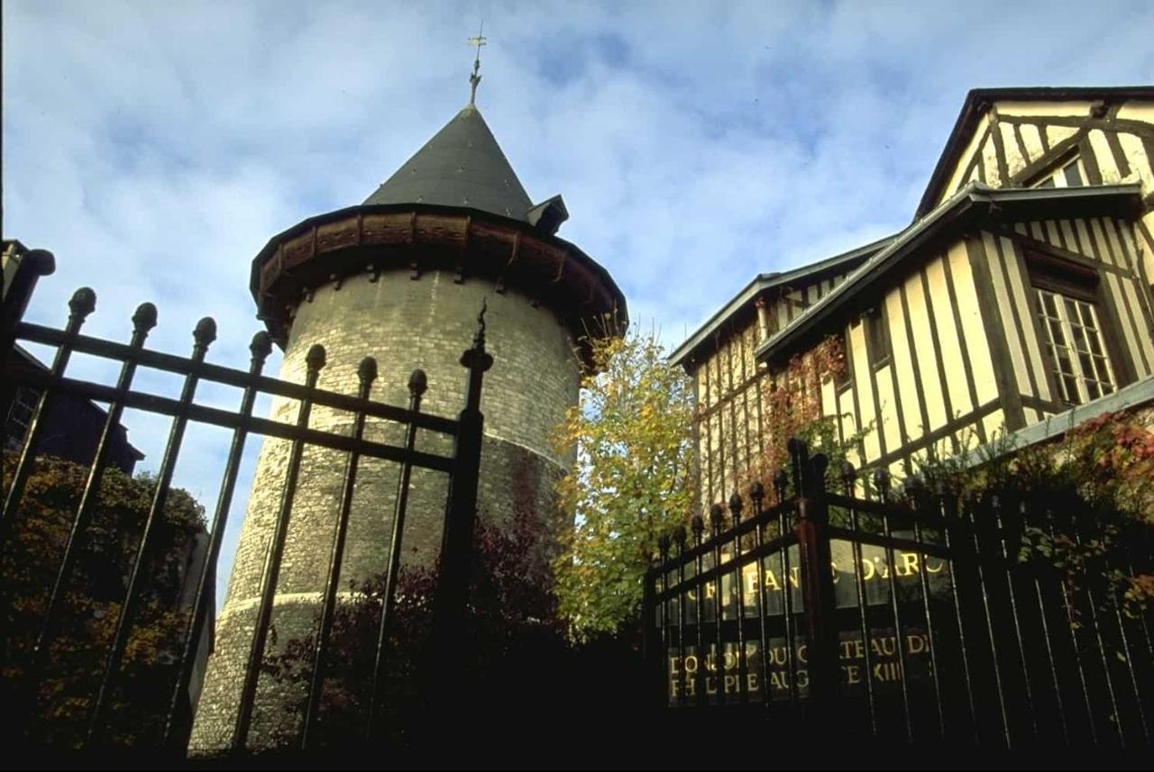 Le Donjon De Rouen Leilighet Eksteriør bilde